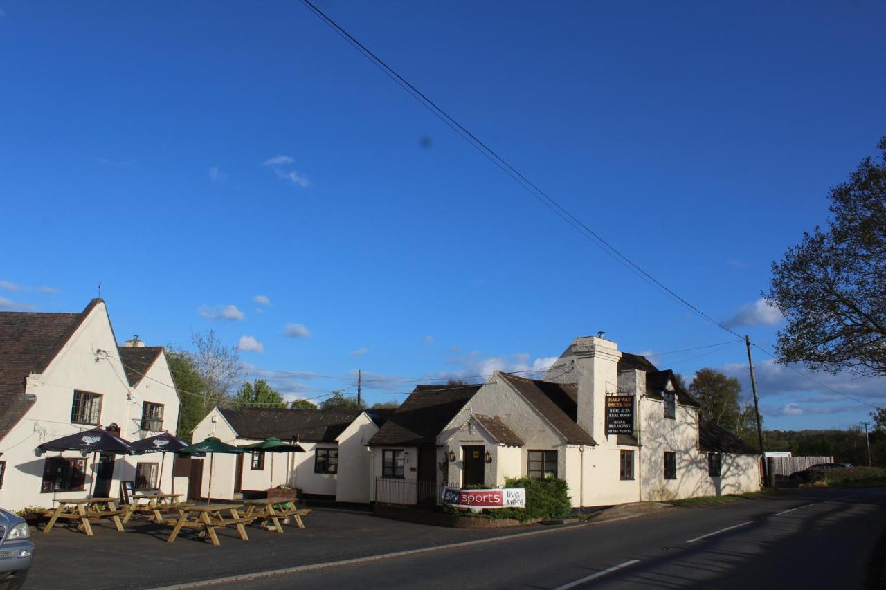 Halfway House Inn & Cottages 布里奇诺斯 外观 照片