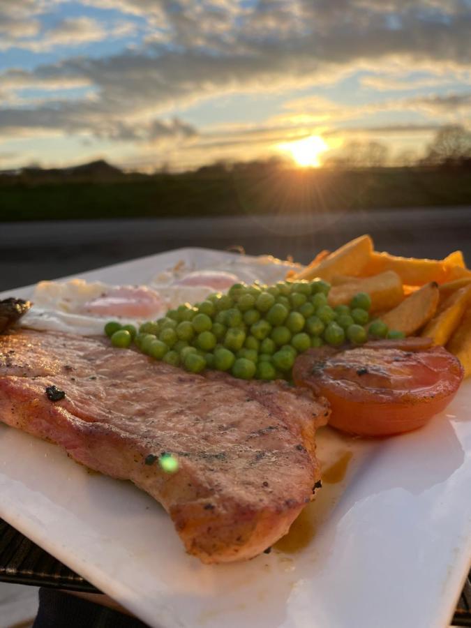 Halfway House Inn & Cottages 布里奇诺斯 外观 照片